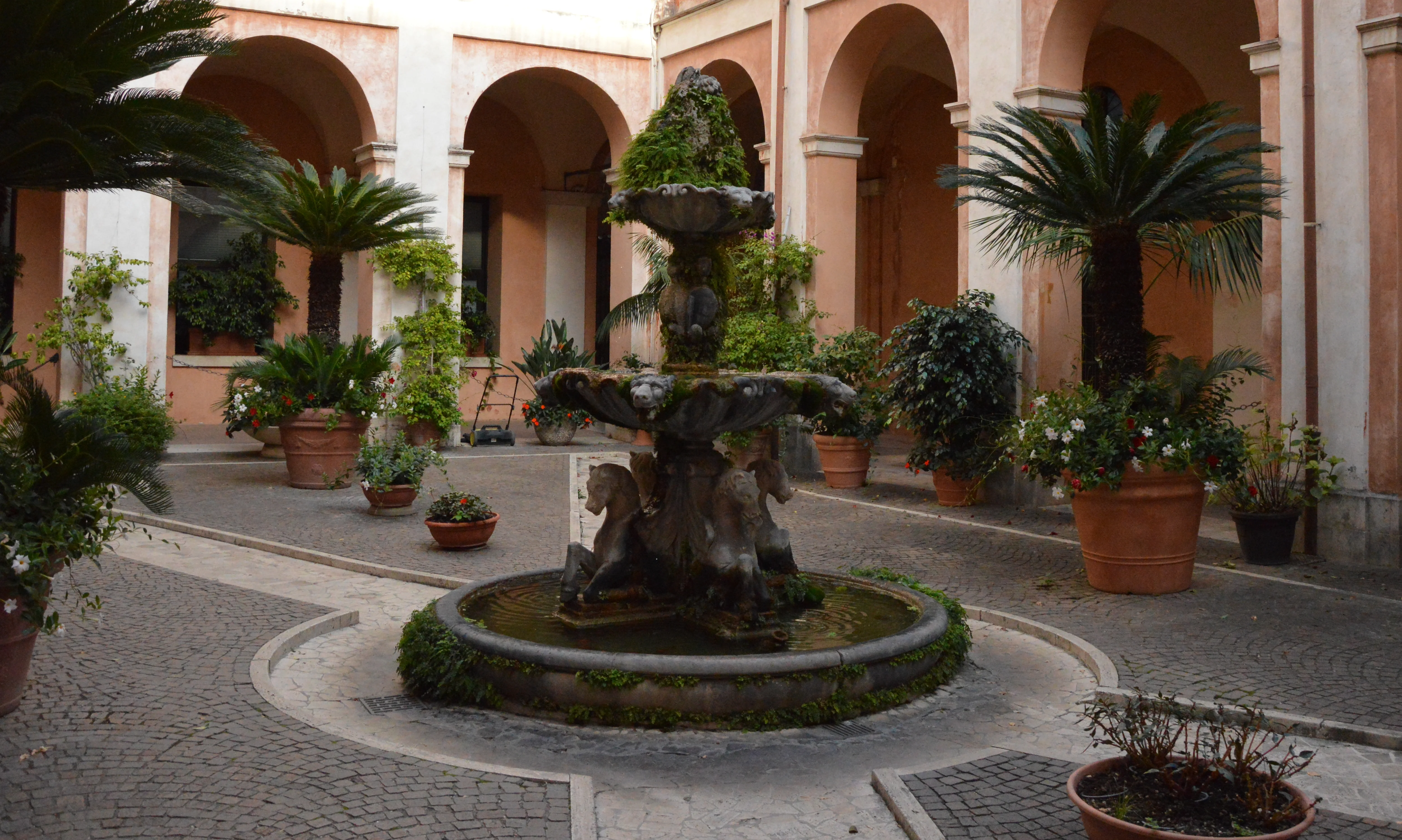 Basilica dei SS. Cosma e Damiano, Rome | Zoompit