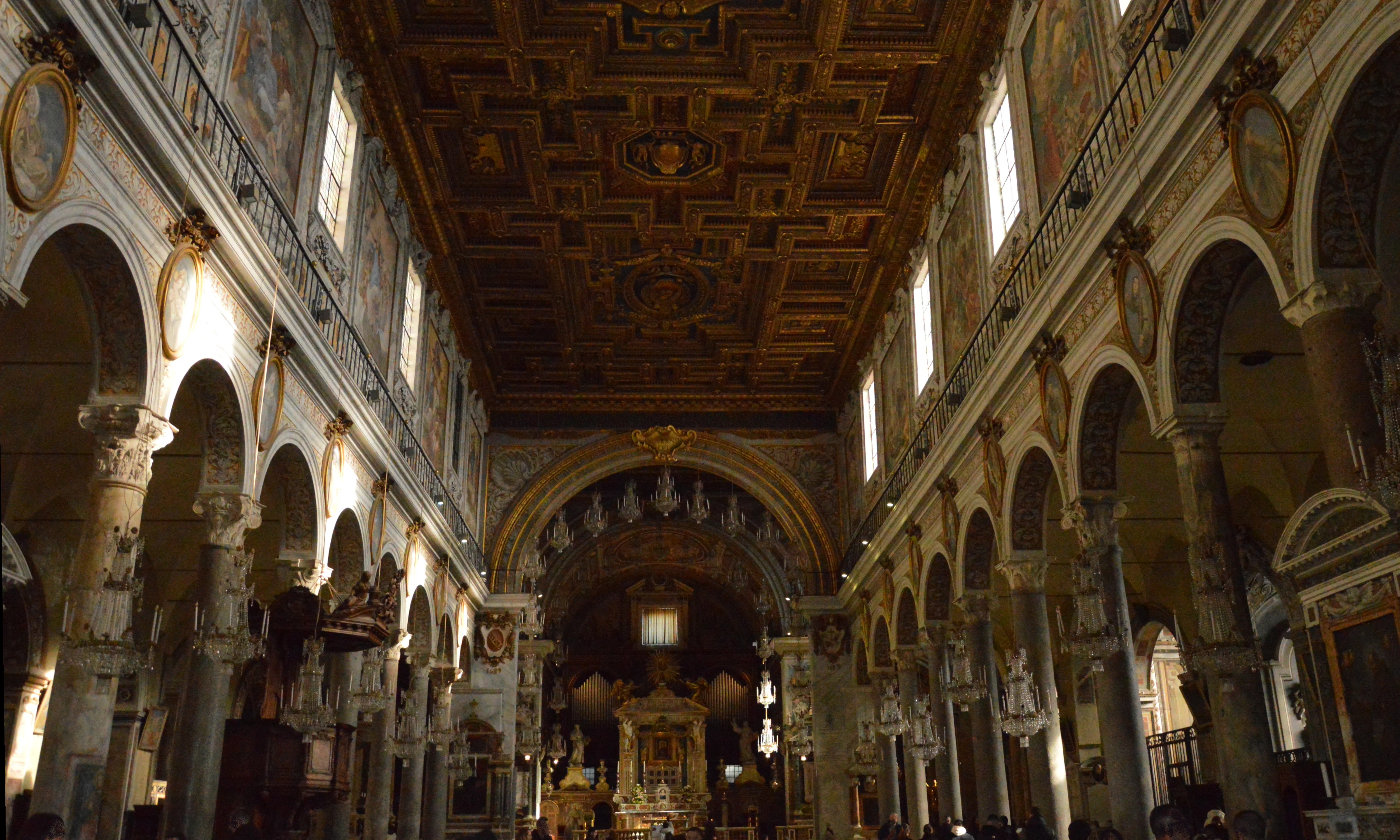 Basilica di Santa Maria in Aracoeli , Rome | Zoompit