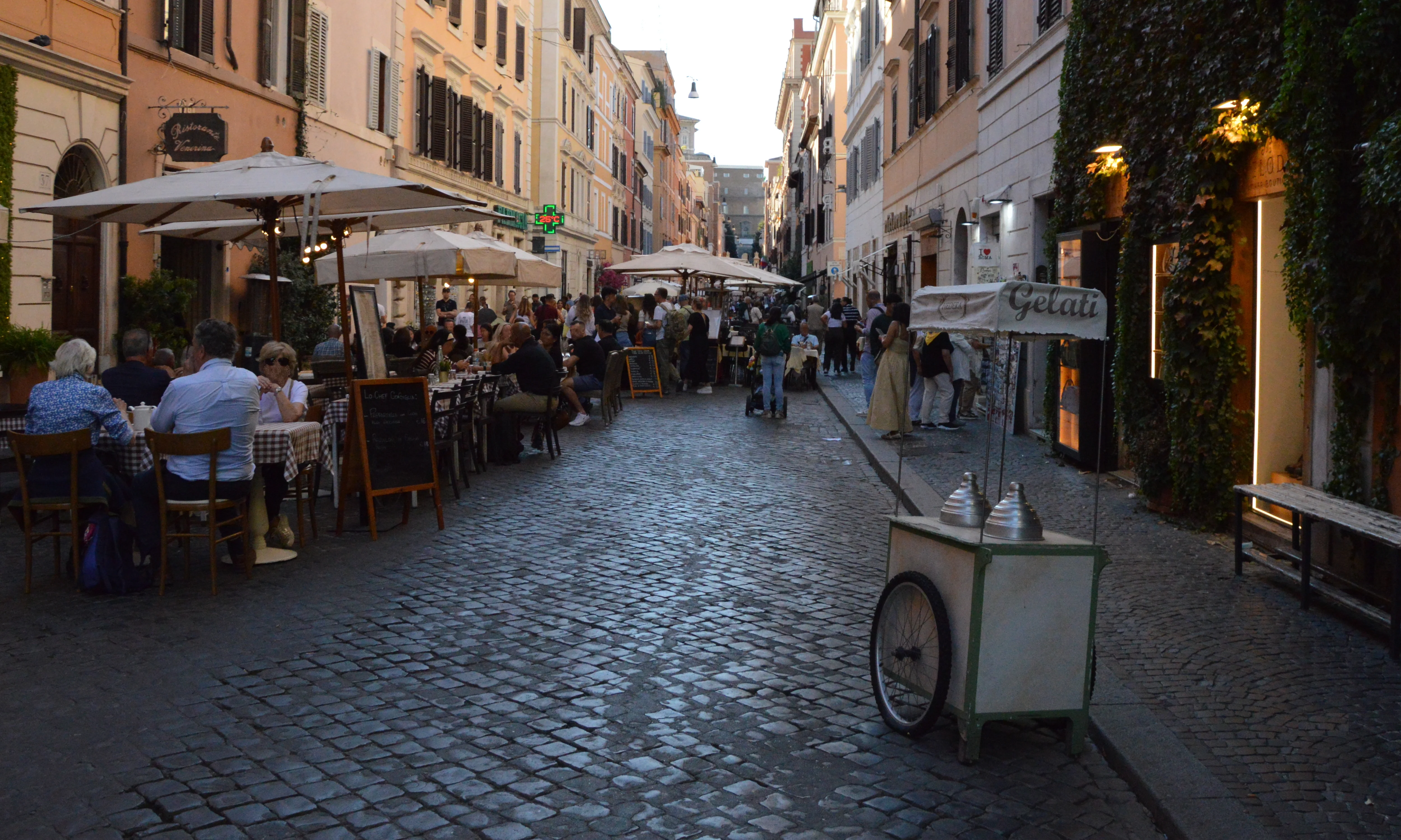 Borgo Pio, Rome | Zoompit