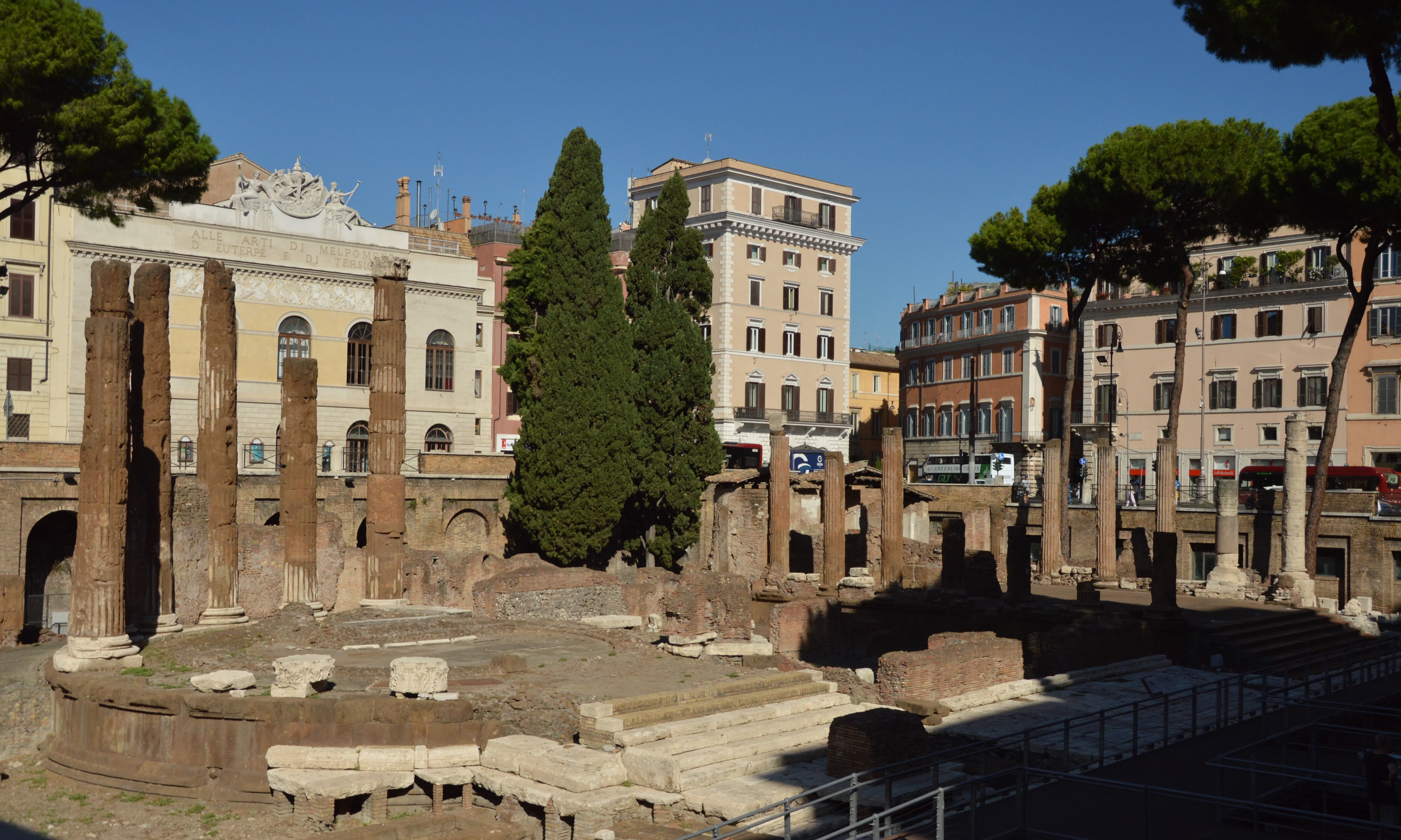 Largo Argentina, Rome | Zoompit