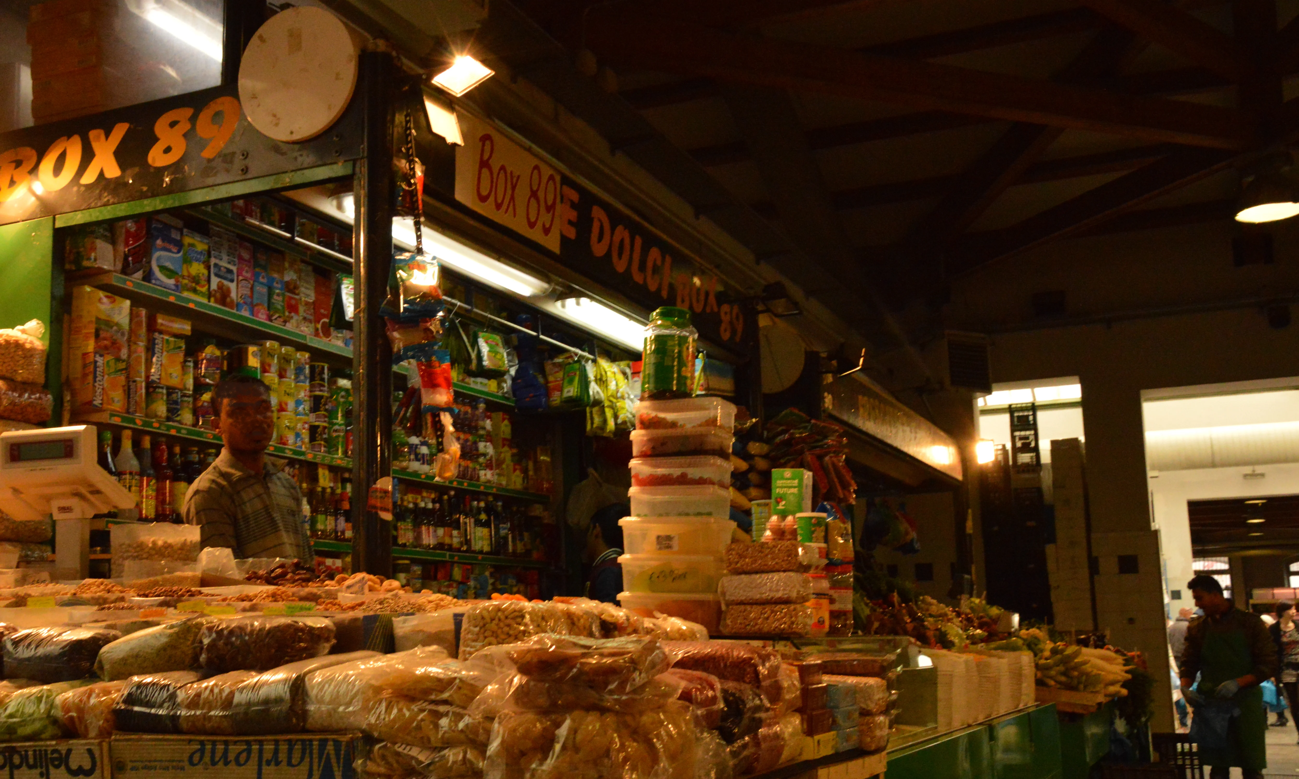 Mercato Esquilino, Rome | Zoompit