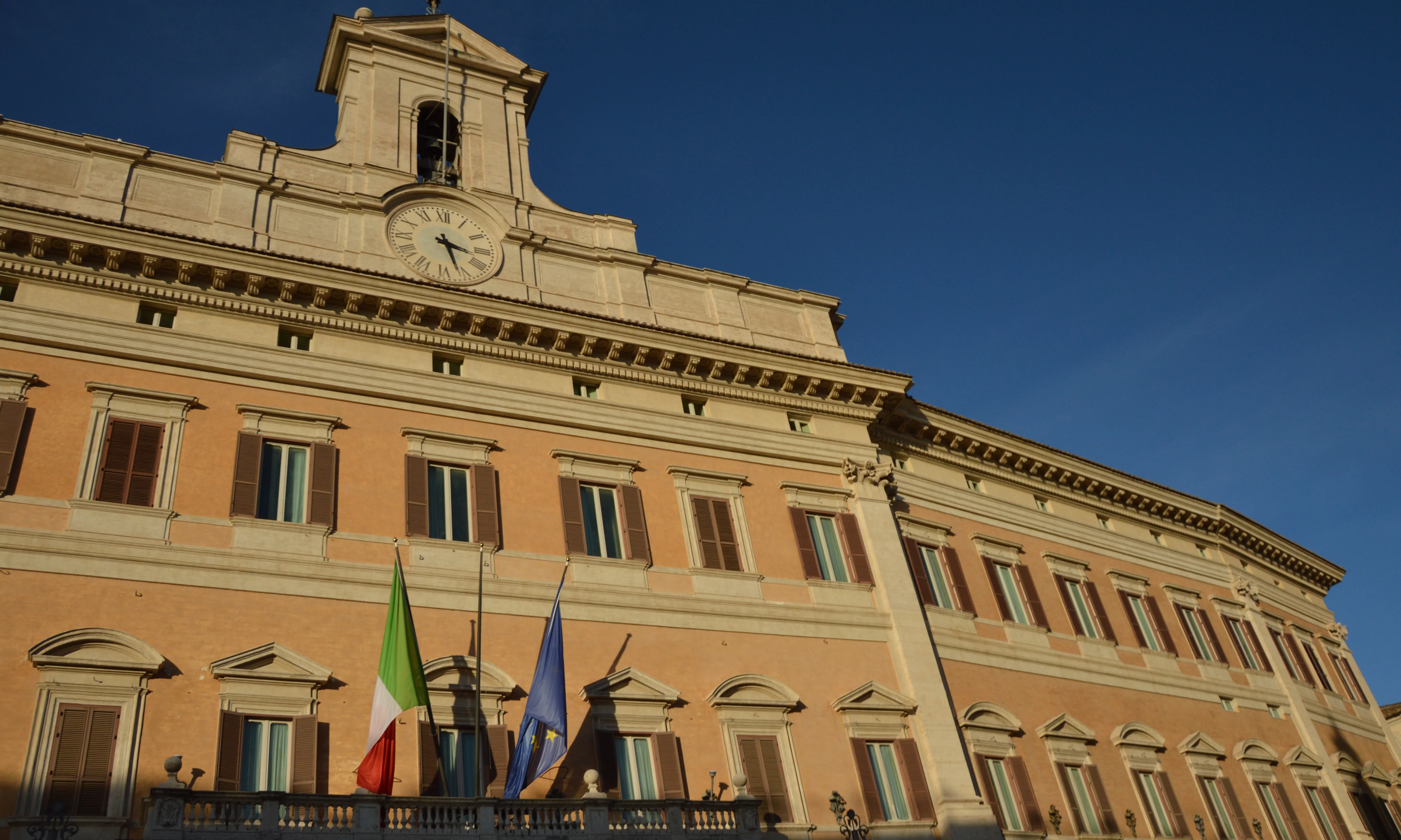 Palazzo Montecitorio, Rome | Zoompit