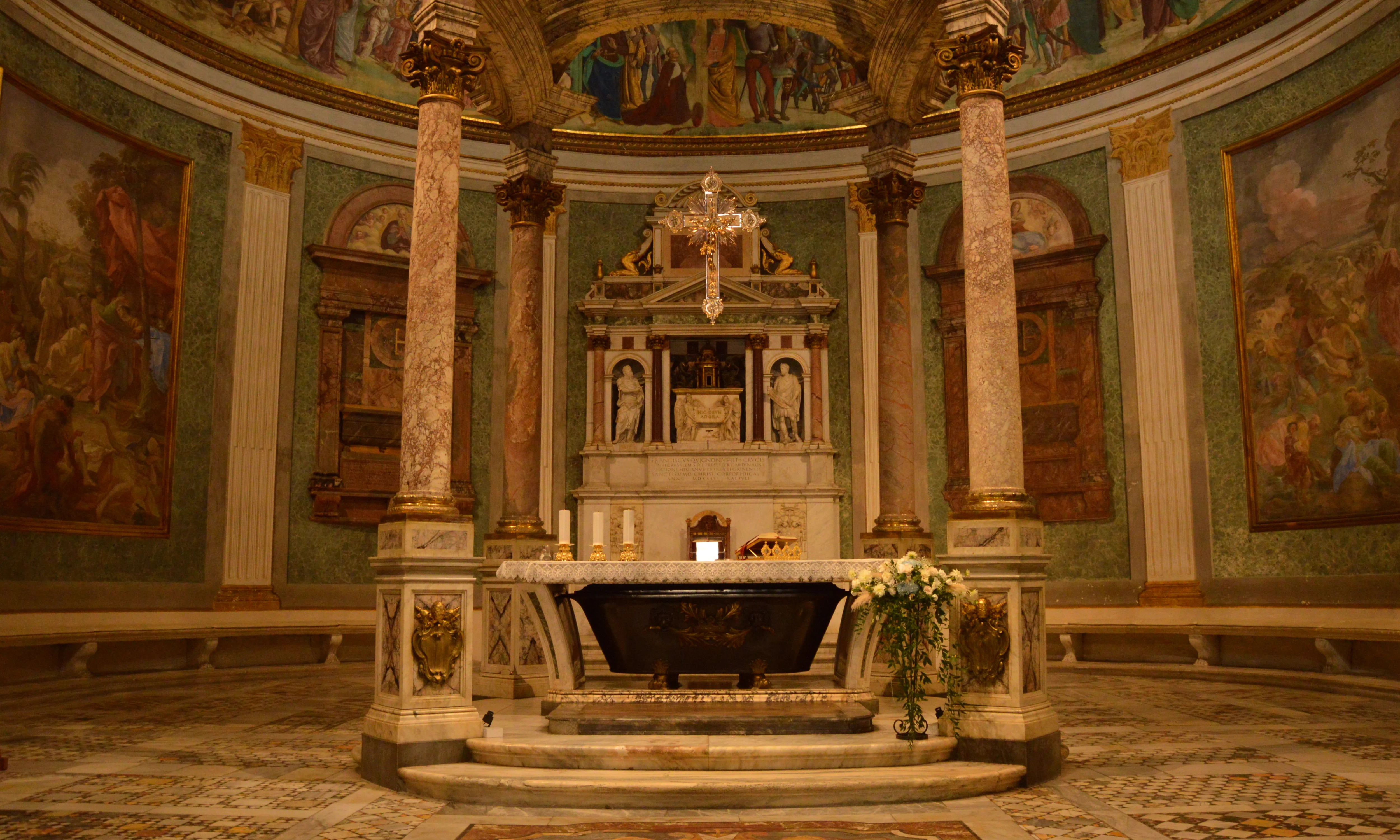 Basilica di Santa Croce in Gerusalemme, Roma | Zoompit