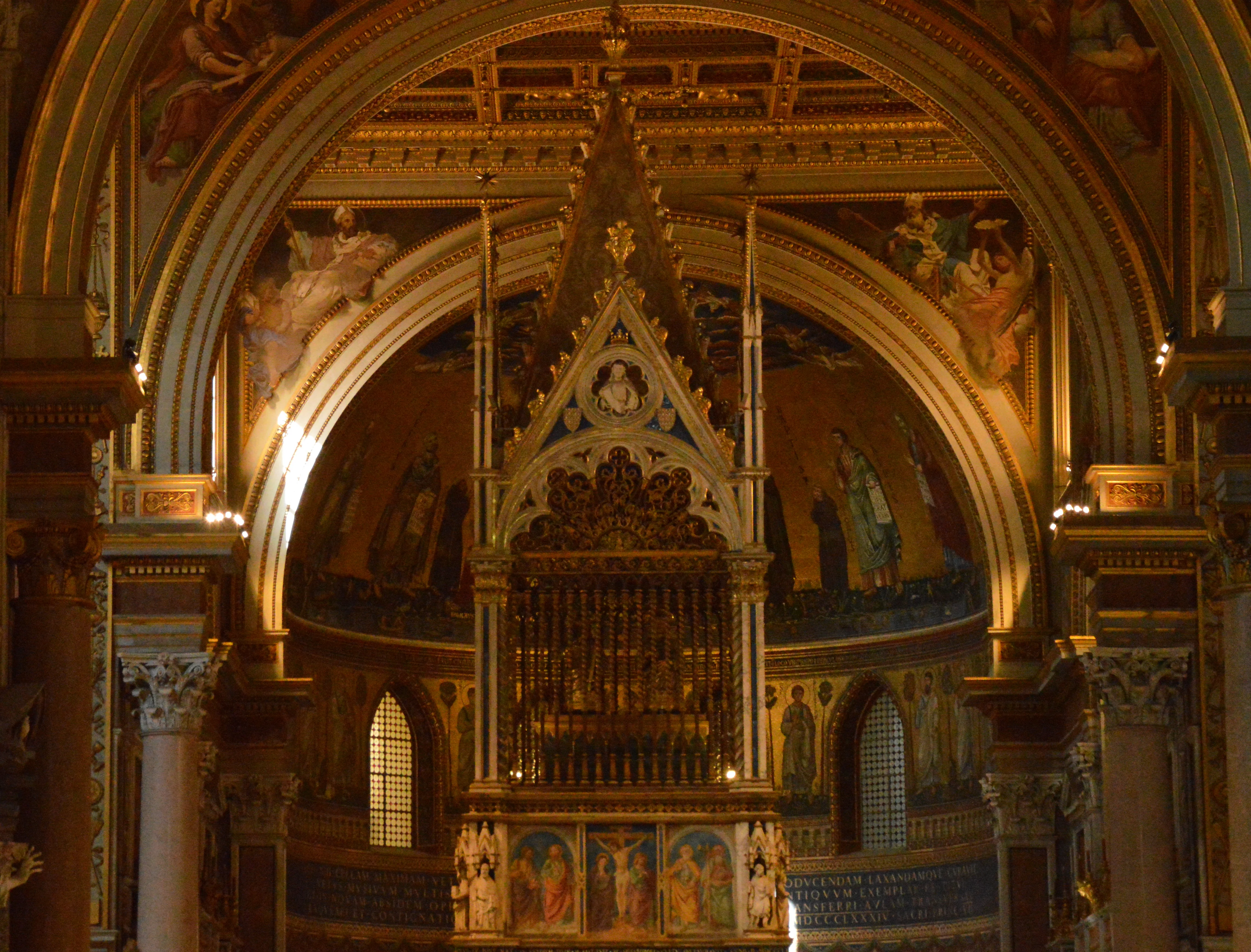 Basilica San Giovanni in Laterano, Rome | Zoompit