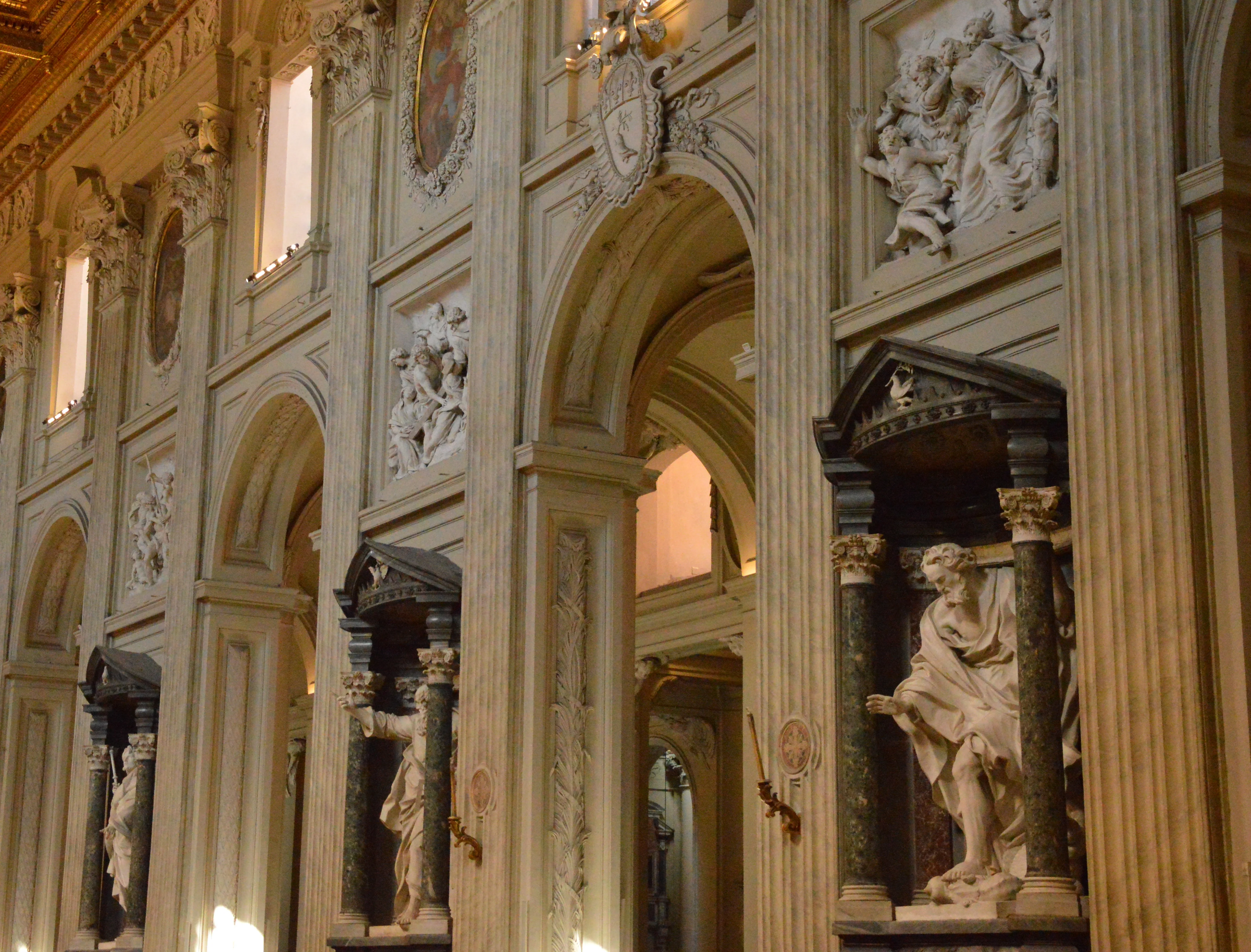 Basilica San Giovanni in Laterano, Rome | Zoompit