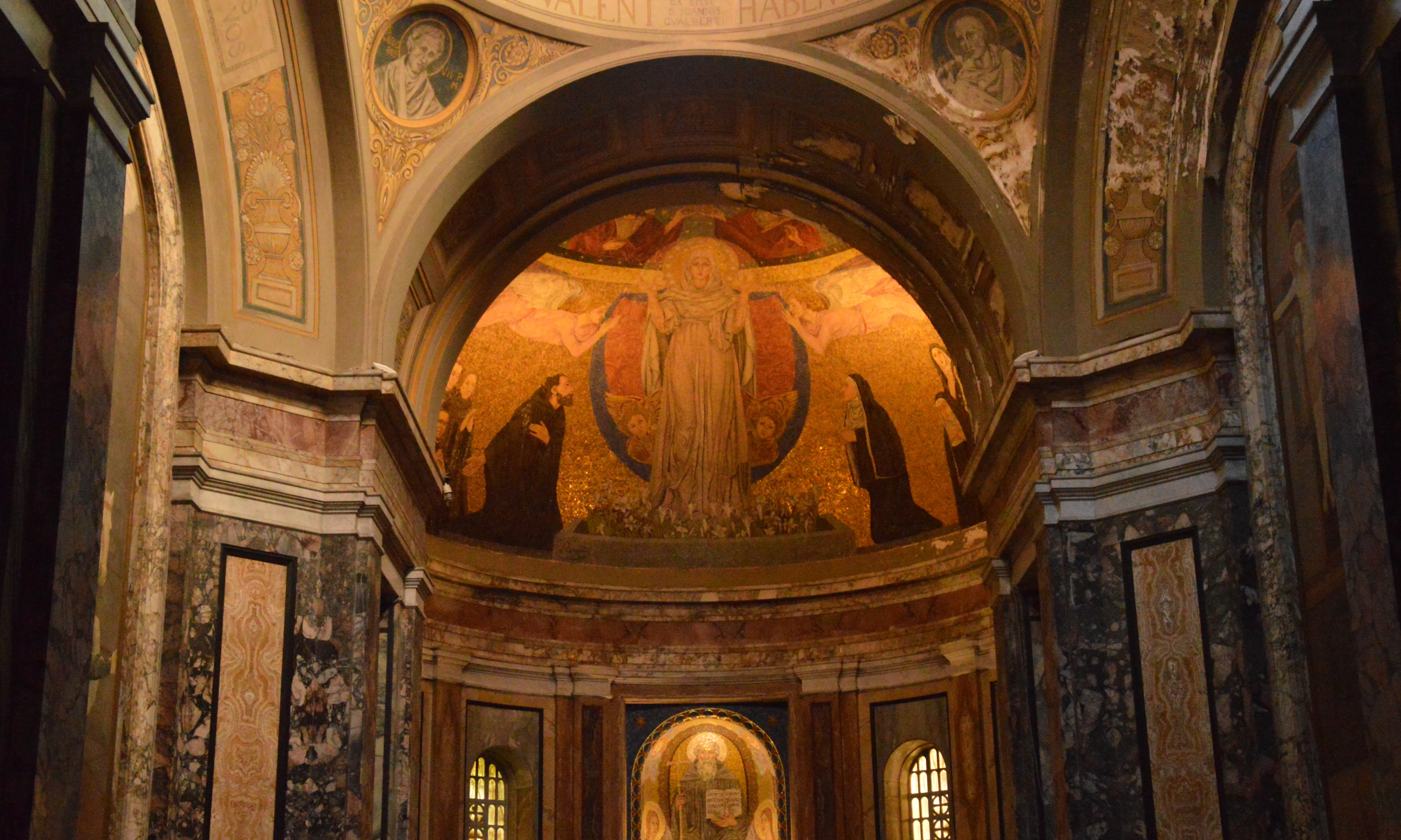 Basilica di Santa Prassede, Rome | Zoompit